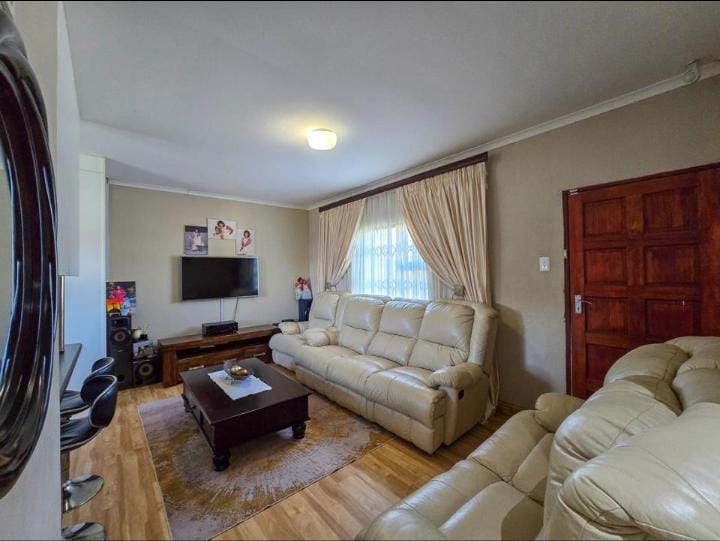 3 Bedroom Property for Sale in Amalinda Eastern Cape